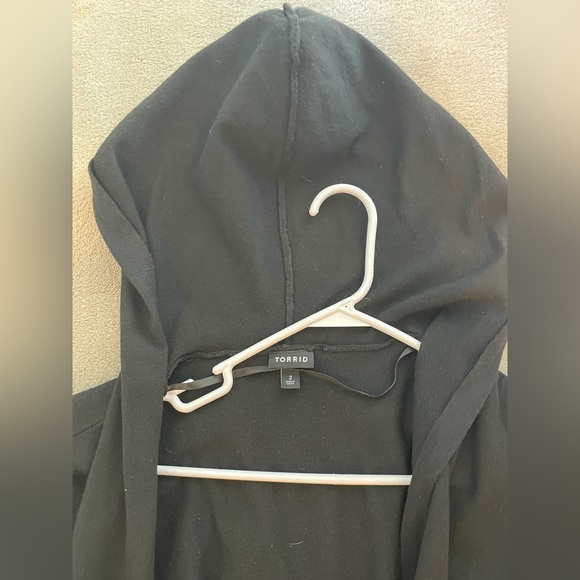 Torrid Black Hoodie Tie Cardigan Plus Size 2 - Picture 2 of 2